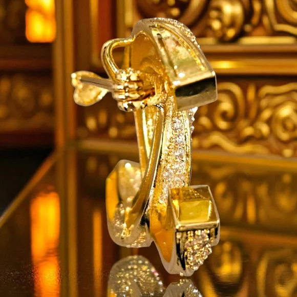 Gold Bling Brooch / Pendant - Picture 4 of 4